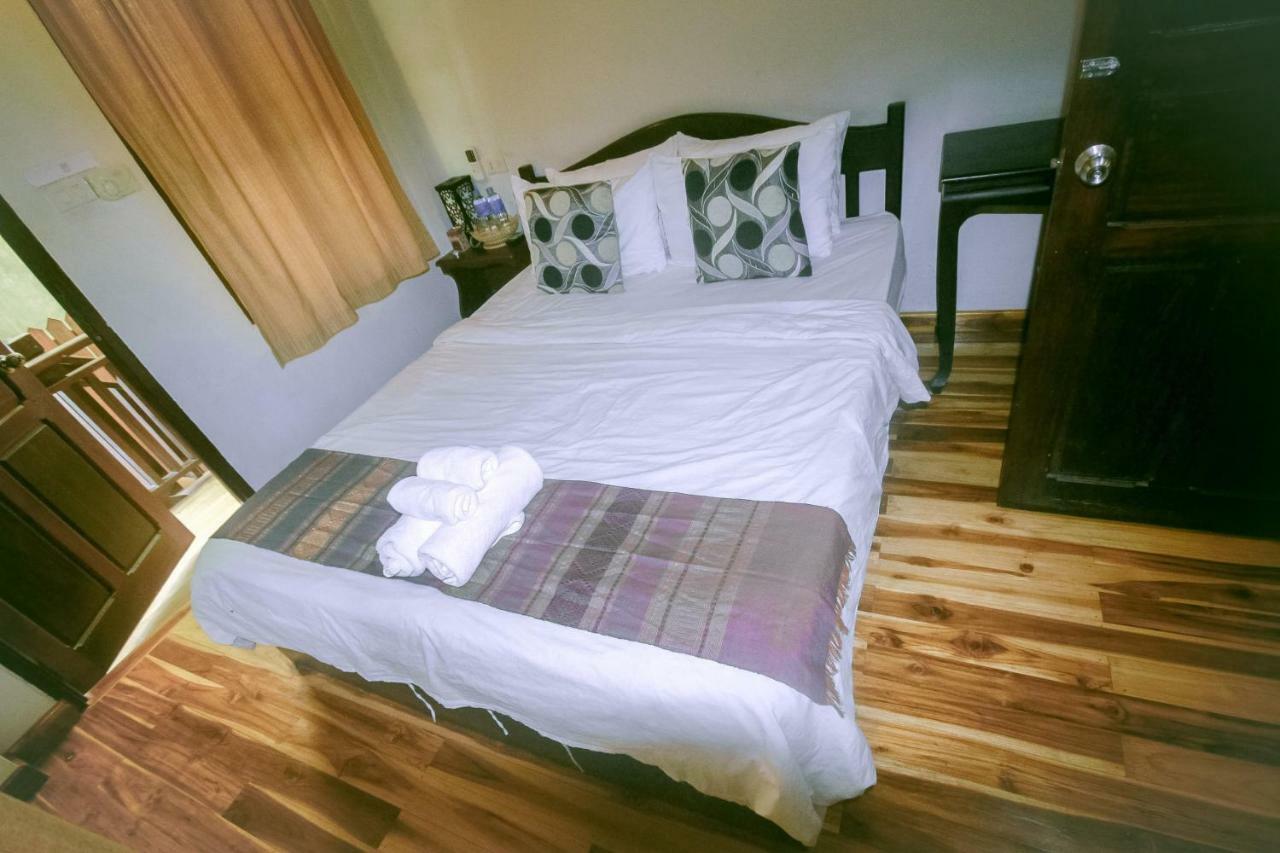 Pakam Guesthouse 루앙프라방 외부 사진