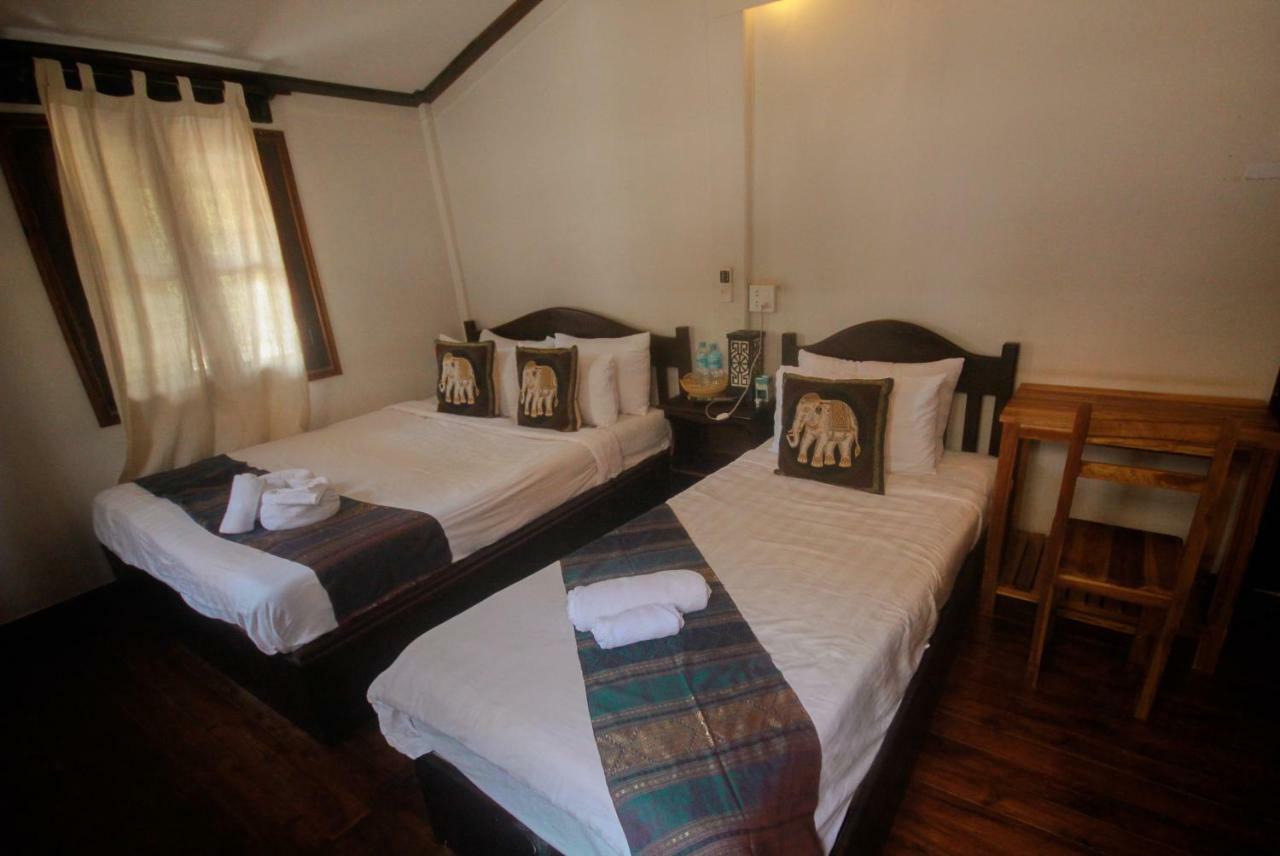 Pakam Guesthouse 루앙프라방 외부 사진