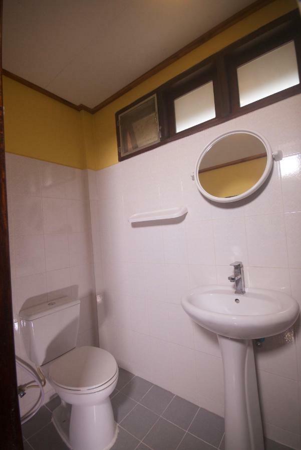 Pakam Guesthouse 루앙프라방 외부 사진